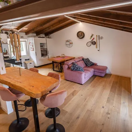 Casa Montini マルチェージネ